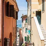 Apartment La Mansarda Nel Borgo Di Tellaro