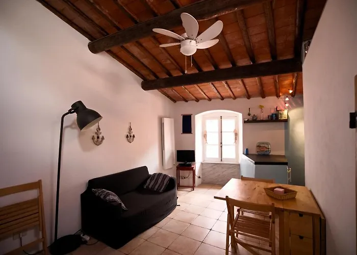 Апартаменты La Mansarda Nel Borgo Di Tellaro *