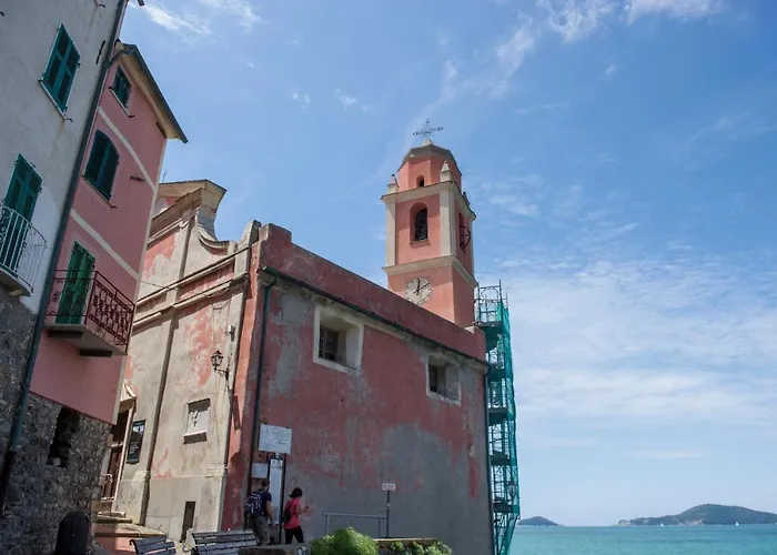 La Mansarda Nel Borgo Di Tellaro Телларо