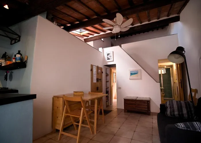 La Mansarda Nel Borgo Di Tellaro Апартаменты