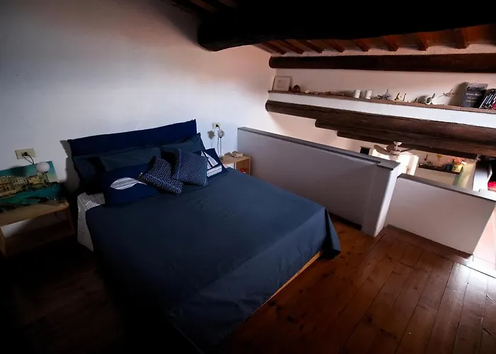 La Mansarda Nel Borgo Di Tellaro Апартаменты *
